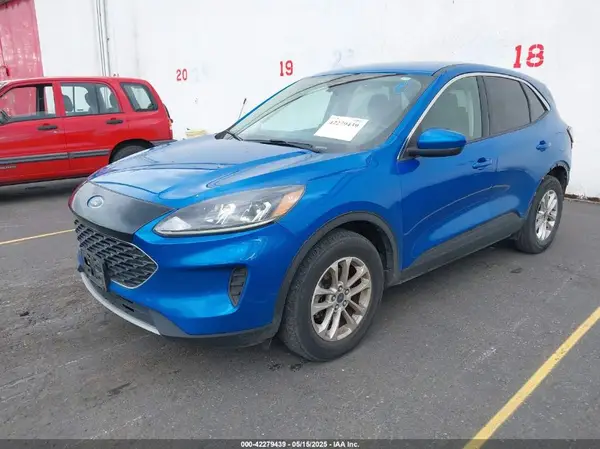 1FMCU9G62LUB06927 2020 FORD ESCAPE - Image 2