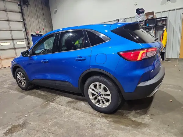 1FMCU9G62MUA15450 2021 FORD ESCAPE - Image 2