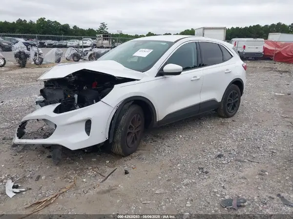 1FMCU9G62MUA17702 2021 FORD ESCAPE - Image 2