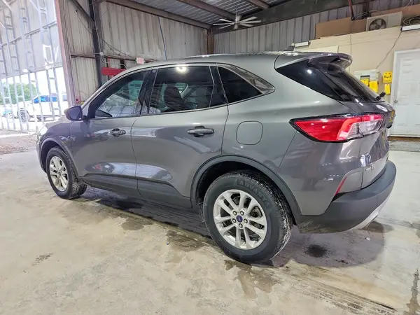 1FMCU9G62MUA42258 2021 FORD ESCAPE - Image 2