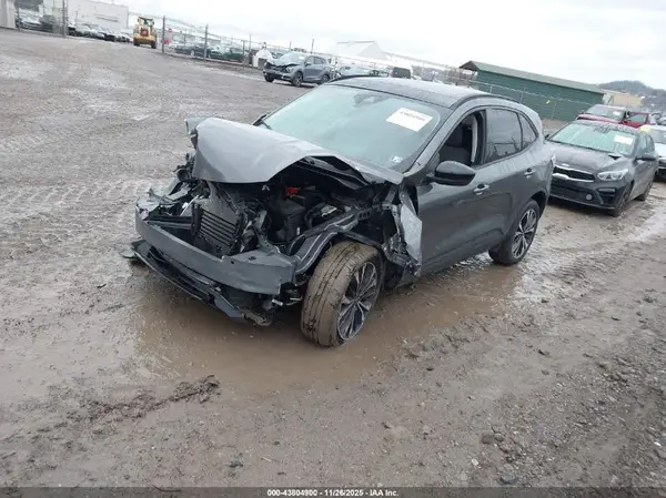 1FMCU9G62MUA45855 2021 FORD ESCAPE - Image 2