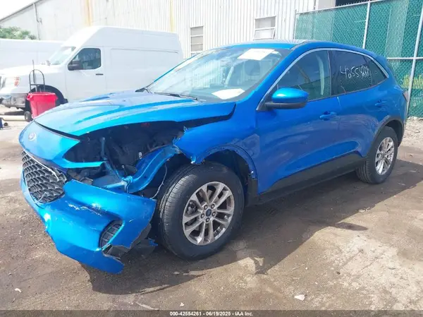 1FMCU9G62MUB22739 2021 FORD ESCAPE - Image 2