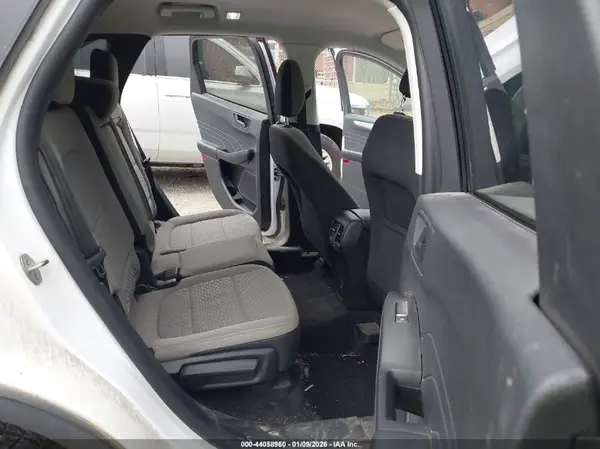 1FMCU9G62NUA33562 2022 FORD ESCAPE - Image 8