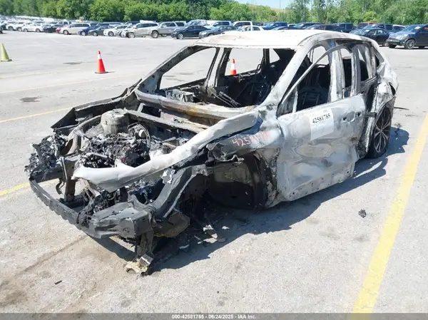 1FMCU9G62NUA35263 2022 FORD ESCAPE - Image 2