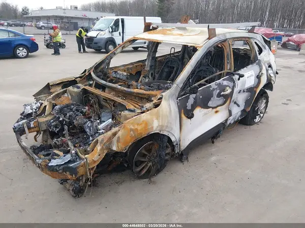 1FMCU9G62NUA66979 2022 FORD ESCAPE - Image 2