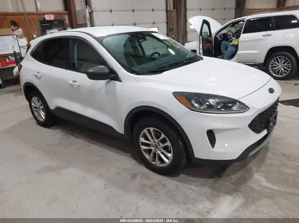 1FMCU9G62NUA68425 2022 FORD ESCAPE - Image 1