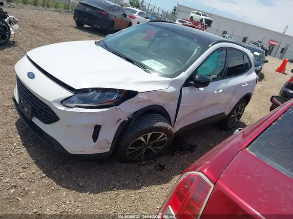 1FMCU9G62NUA79151 2022 FORD ESCAPE - Image 2