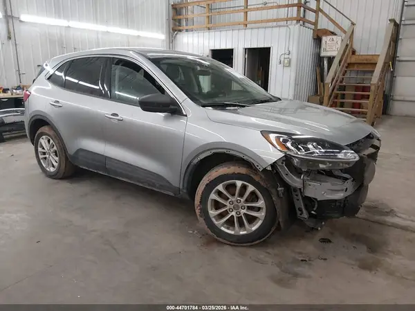 1FMCU9G62NUB09538 2022 FORD ESCAPE - Image 1
