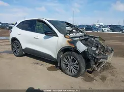 1FMCU9G62NUB20734 2022 FORD ESCAPE