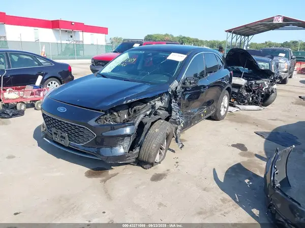 1FMCU9G62NUB37632 2022 FORD ESCAPE - Image 2