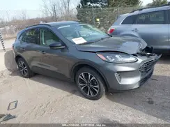 1FMCU9G62NUB90654 2022 FORD ESCAPE