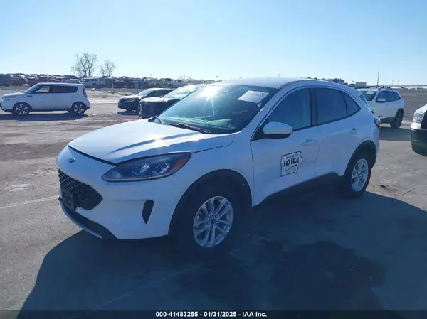 1FMCU9G63LUA14242 2020 FORD ESCAPE - Image 2