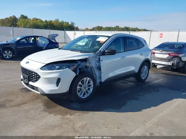 1FMCU9G63LUA25385 2020 FORD ESCAPE - Image 2