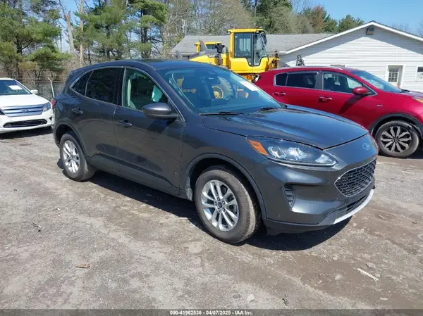 1FMCU9G63LUA27153 2020 FORD ESCAPE - Image 1