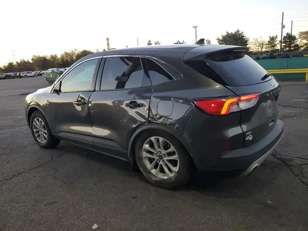 1FMCU9G63LUA34121 2020 FORD ESCAPE - Image 2