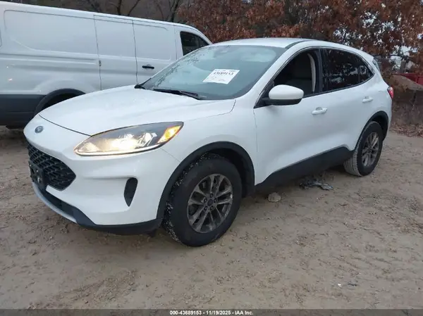 1FMCU9G63LUB31416 2020 FORD ESCAPE - Image 2