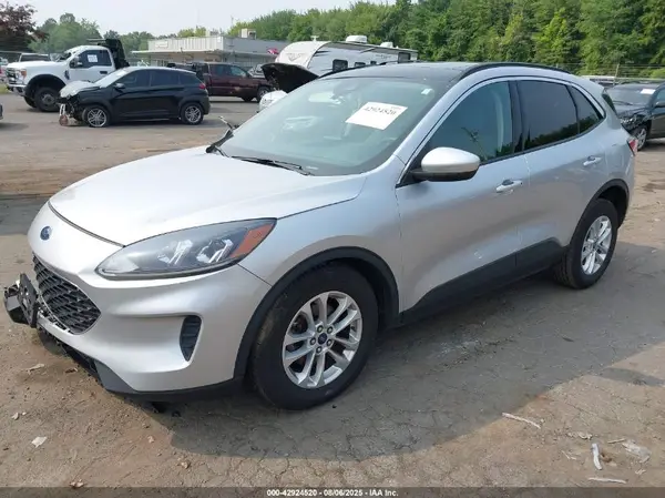 1FMCU9G63LUC76116 2020 FORD ESCAPE - Image 2