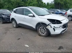 1FMCU9G63MUA17210 2021 FORD ESCAPE