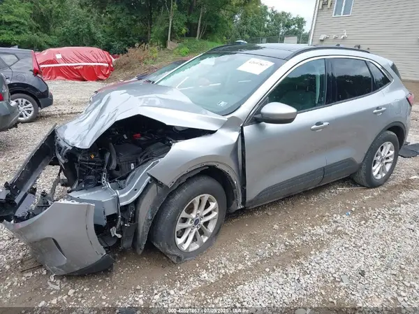 1FMCU9G63MUA31561 2021 FORD ESCAPE - Image 2