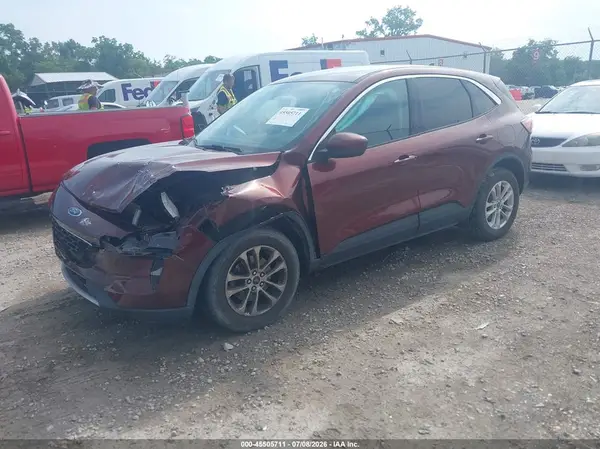 1FMCU9G63MUA42978 2021 FORD ESCAPE - Image 2