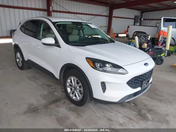 1FMCU9G63MUB03522 2021 FORD ESCAPE - Image 1