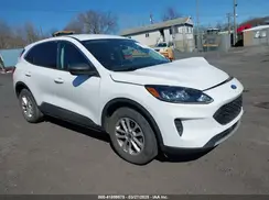 1FMCU9G63NUA33862 2022 FORD ESCAPE