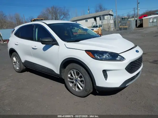 1FMCU9G63NUA33862 2022 FORD ESCAPE - Image 1