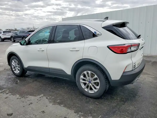 1FMCU9G63NUA60561 2022 FORD ESCAPE - Image 2