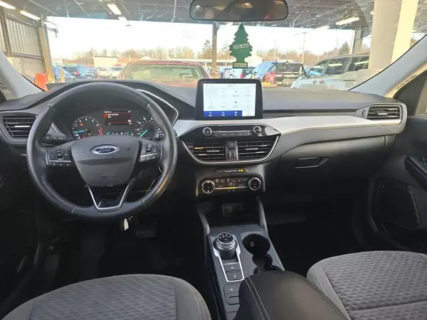 1FMCU9G63NUA61466 2022 FORD ESCAPE - Image 2