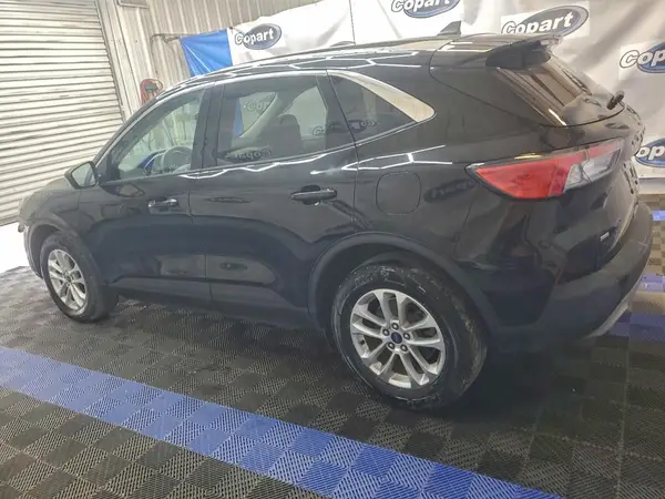 1FMCU9G63NUA66148 2022 FORD ESCAPE - Image 2