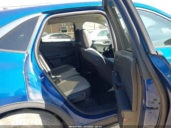 1FMCU9G63NUA86402 2022 FORD ESCAPE - Image 8