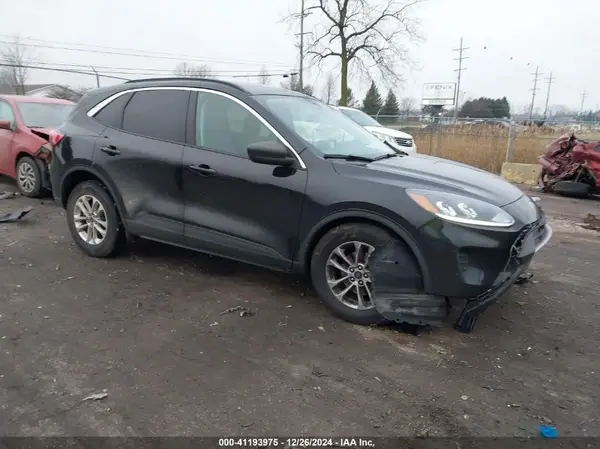 1FMCU9G63NUA99098 2022 FORD ESCAPE - Image 1