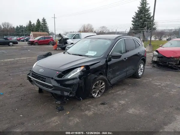 1FMCU9G63NUA99098 2022 FORD ESCAPE - Image 2