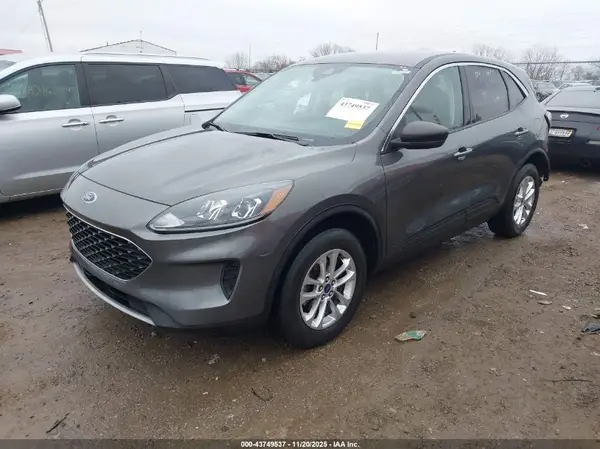 1FMCU9G63NUB05742 2022 FORD ESCAPE - Image 2