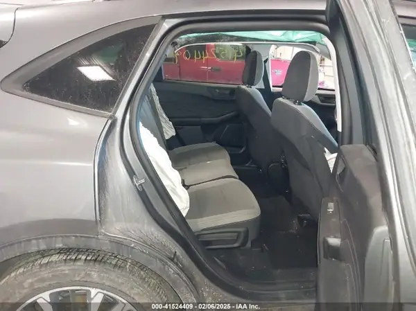 1FMCU9G63NUB20208 2022 FORD ESCAPE - Image 8