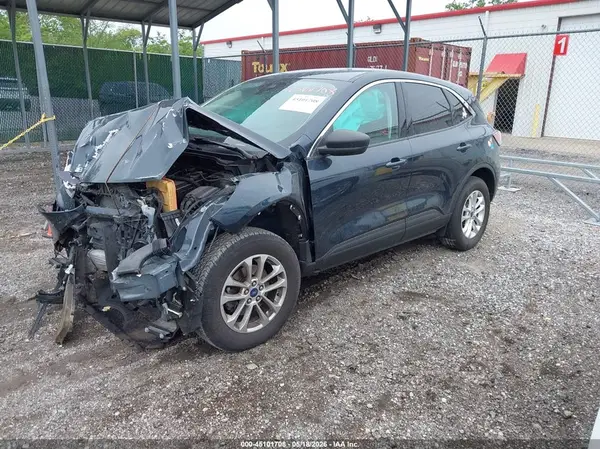 1FMCU9G63NUB48042 2022 FORD ESCAPE - Image 2