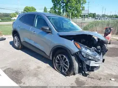 1FMCU9G63NUB70493 2022 FORD ESCAPE