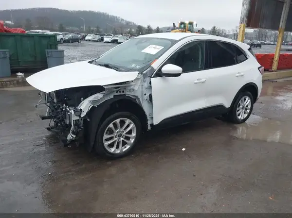 1FMCU9G64LUA04951 2020 FORD ESCAPE - Image 2