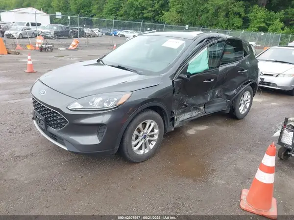 1FMCU9G64LUA25167 2020 FORD ESCAPE - Image 2
