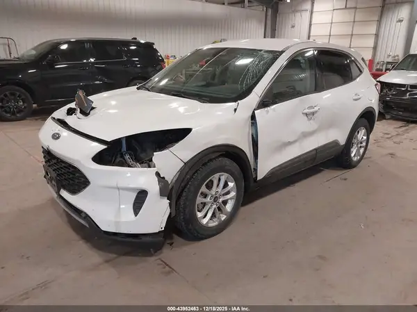 1FMCU9G64LUB05536 2020 FORD ESCAPE - Image 2