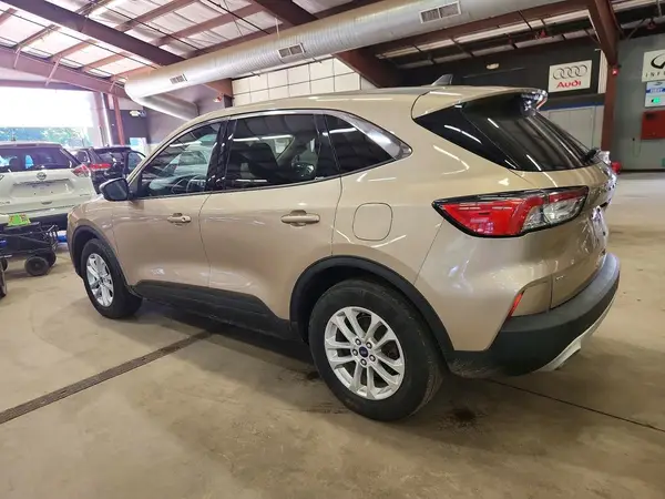 1FMCU9G64LUB44160 2020 FORD ESCAPE - Image 2