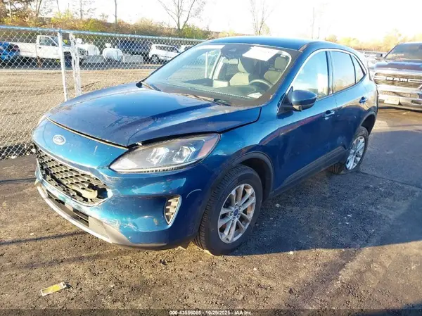 1FMCU9G64LUB47818 2020 FORD ESCAPE - Image 2