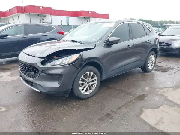1FMCU9G64LUB87042 2020 FORD ESCAPE - Image 2