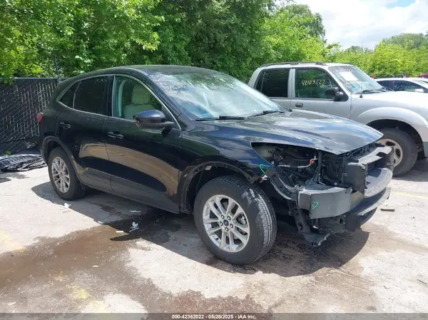 1FMCU9G64MUA38664 2021 FORD ESCAPE - Image 1