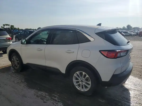 1FMCU9G64MUA39748 2021 FORD ESCAPE - Image 2