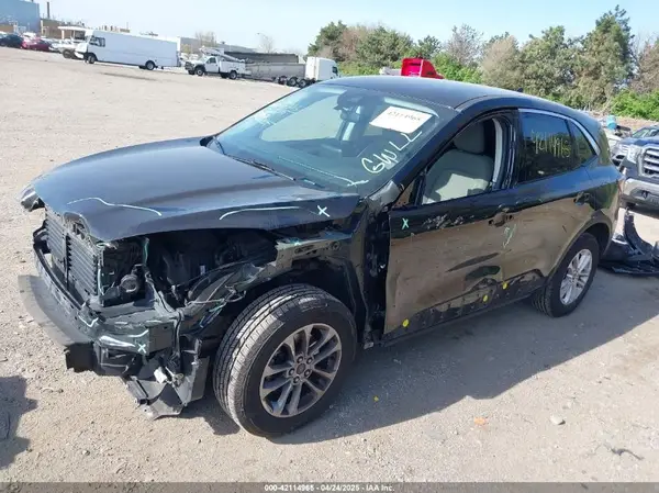 1FMCU9G64MUA90702 2021 FORD ESCAPE - Image 2