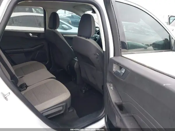 1FMCU9G64MUA94118 2021 FORD ESCAPE - Image 8