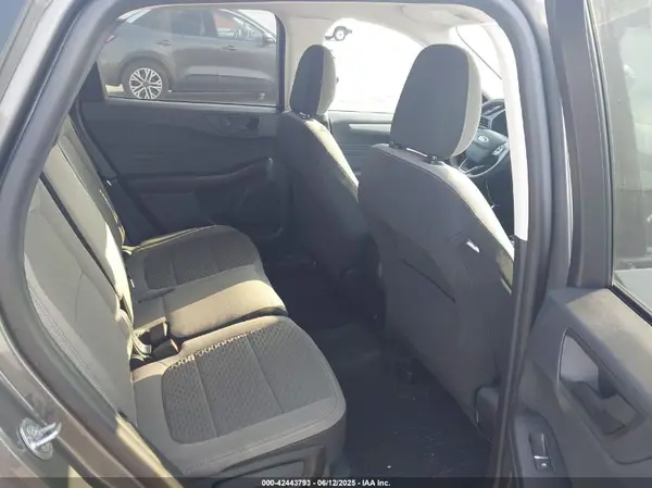 1FMCU9G64NUA04516 2022 FORD ESCAPE - Image 8