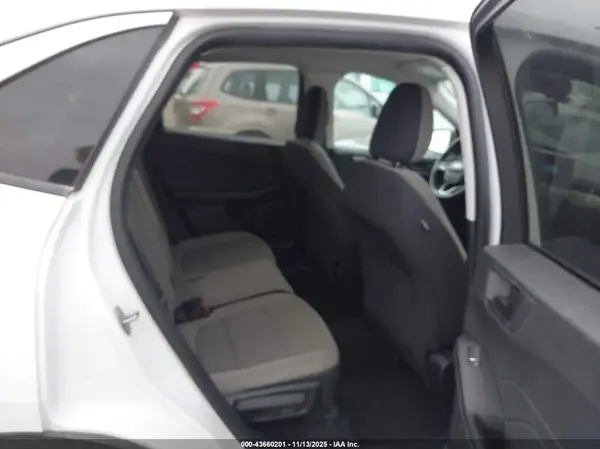 1FMCU9G64NUA62545 2022 FORD ESCAPE - Image 8