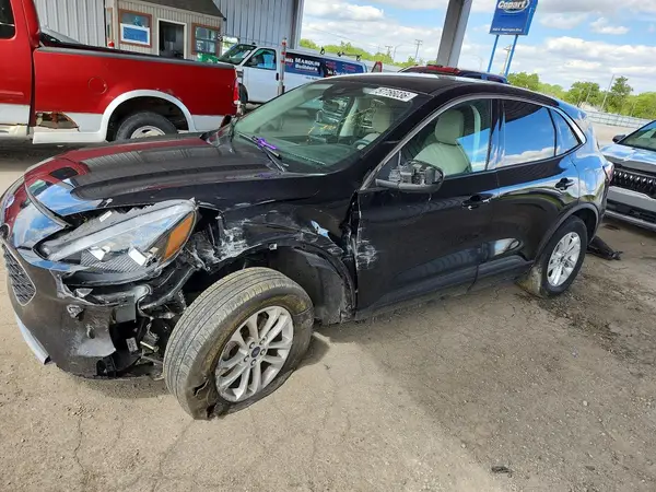 1FMCU9G64NUB32268 2022 FORD ESCAPE - Image 1